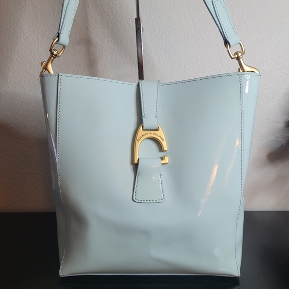 Dooney & Bourke Lana Patent Leather Bucket Shoulder Bag - Picture 1 of 16